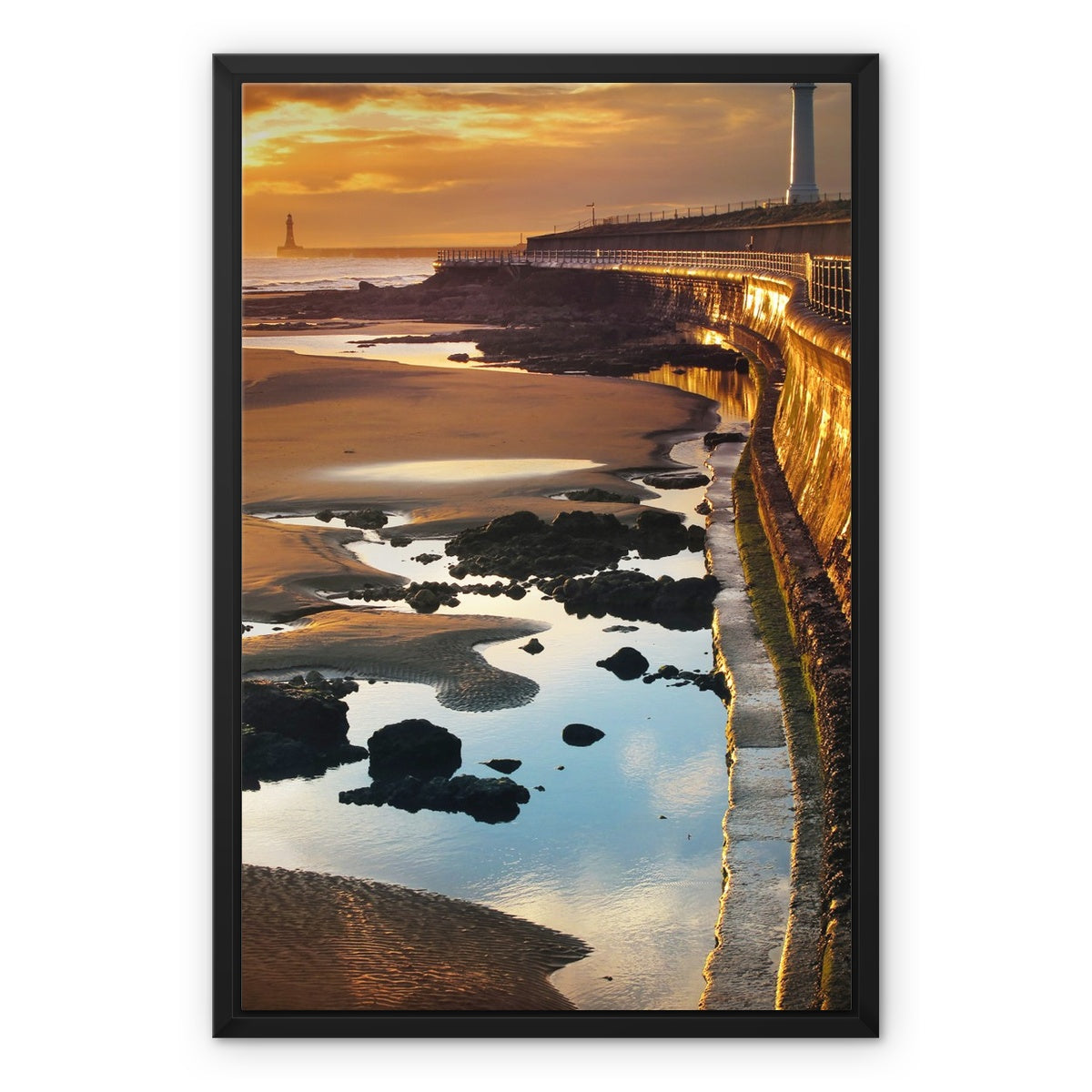 Framed Canvas Seaburn Sunrise, Sunderland Sunderland Museum
